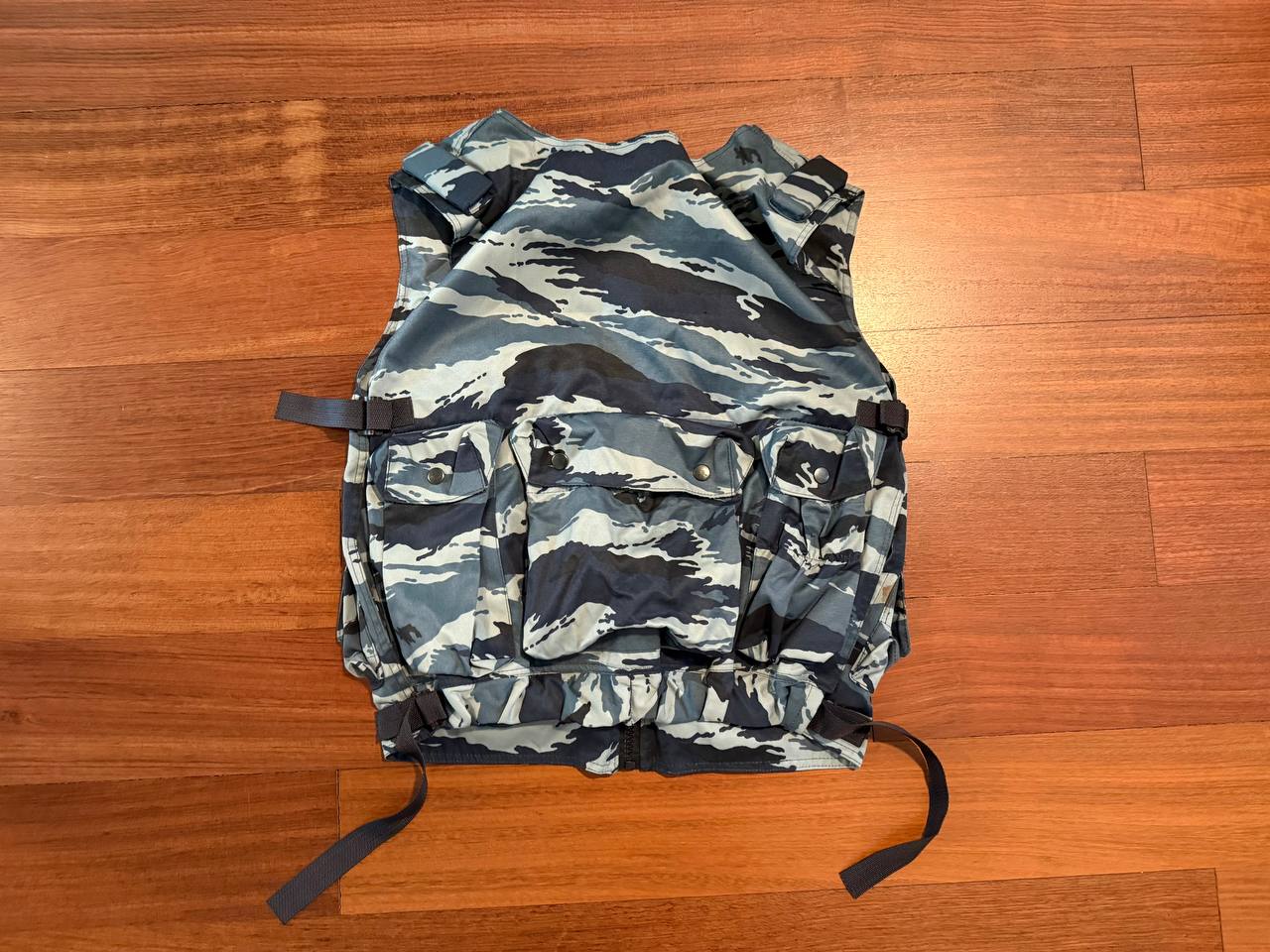 Russian ANA V-V-1 OMON Tactical Vest Blue Kamysh (No Label) - Image 2