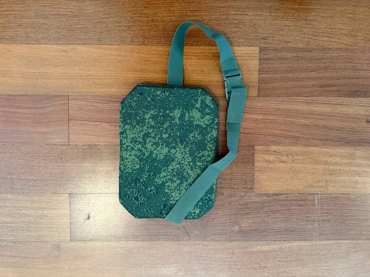 Russian Army Field Sitting Pad EMR – Compact and Lightweight - Image 3