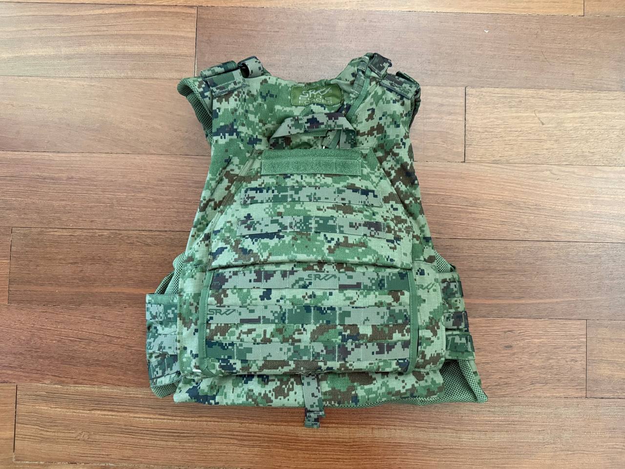SRVV Alpha Surpat Vest - Full Set w/ Soft Armor + 4 AR500 Level III Plates - Image 2