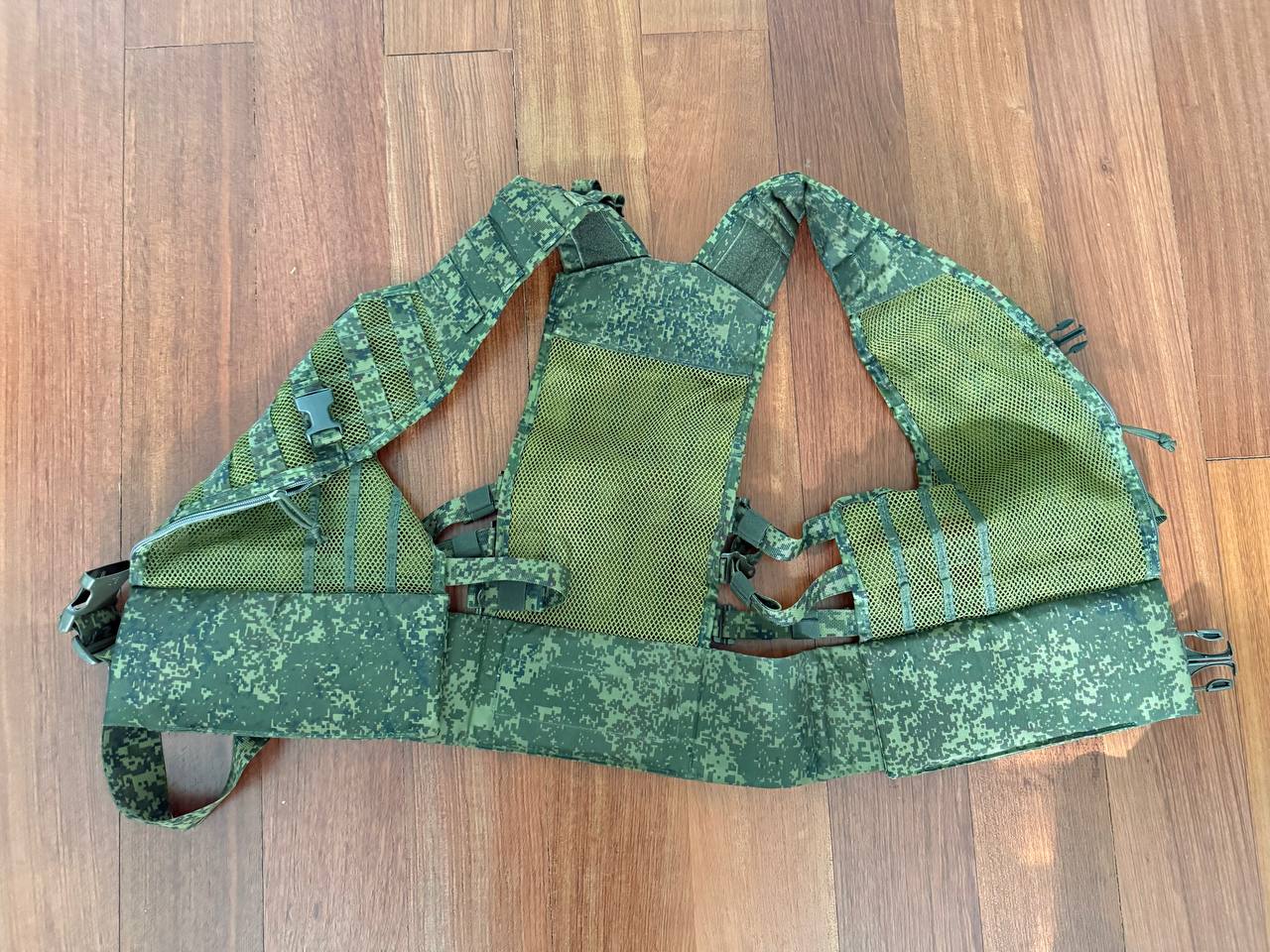 Russian Tekhinkom 6sh117 Tactical Vest Molle (NO LABELS)